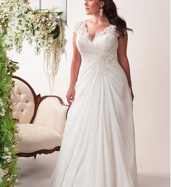 Elegant Applique Chiffon Plus Size Wedding Dress