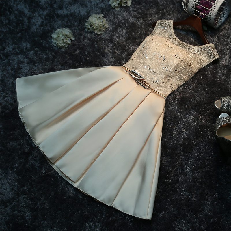 Champagne O-Neck Lace Short Lace Bridesmaid Dress