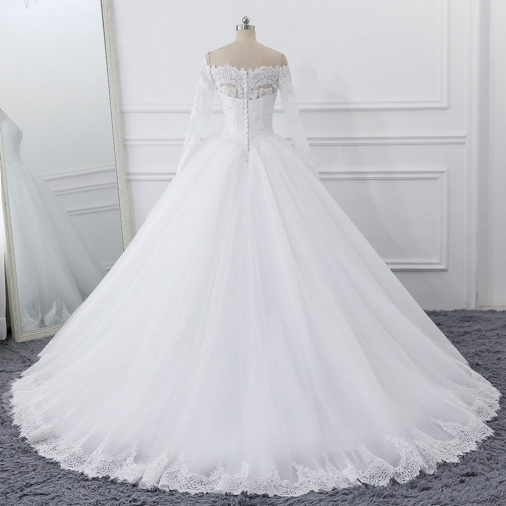Long Sleeves Beading Sequined Lace Tulle Wedding Dress