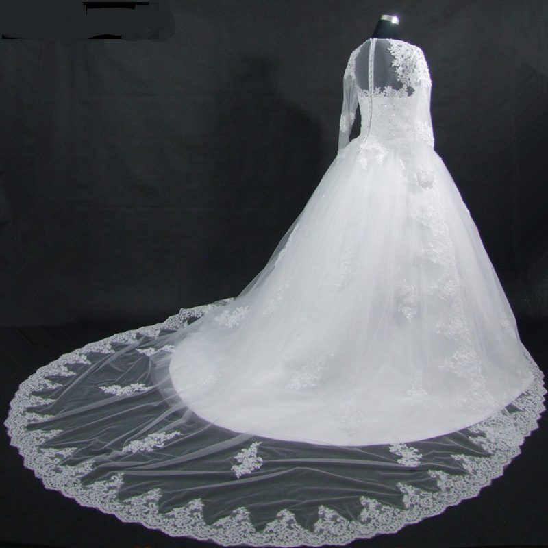 Vintage Bohemian Lace Long Sleeve Ball Gown Wedding Dress