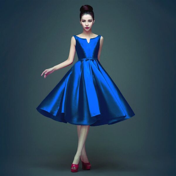 Royal Blue Tea-Length V-Neck Short Stain Bridesmaid Dress