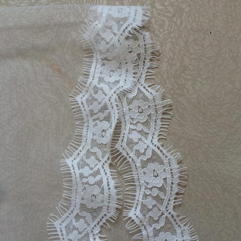 One-tier Fingertip Lace Applique Edge With Comb Veil - My Wedding Ideas