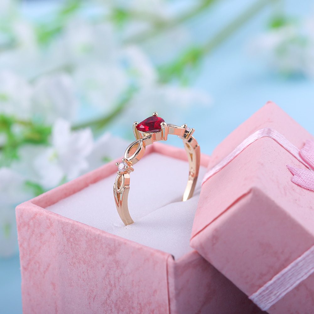 Elegant Simple Heart Romantic Ring