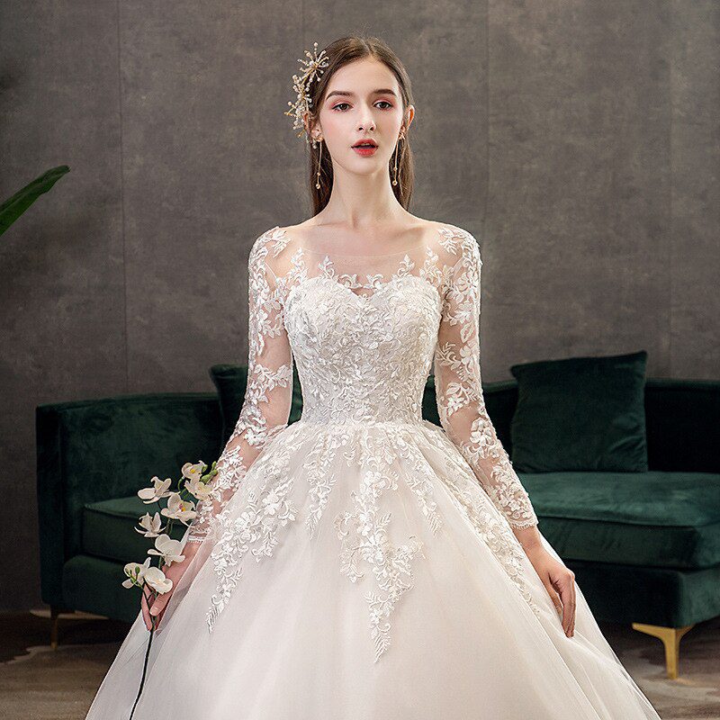 Vintage O Neck Full Sleeve Illusion Lace Embroidery Wedding Dress