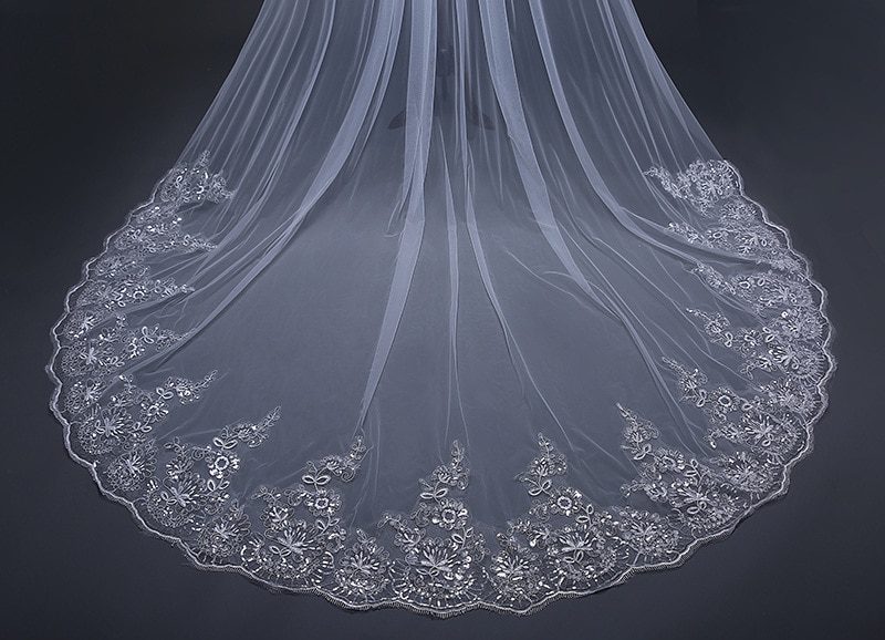 Wedding Veil Lace Edge Long Luxurious Bridal Veil Applique Sequins White/Ivory Veil With Comb Cathedral One-Layer 3Meters