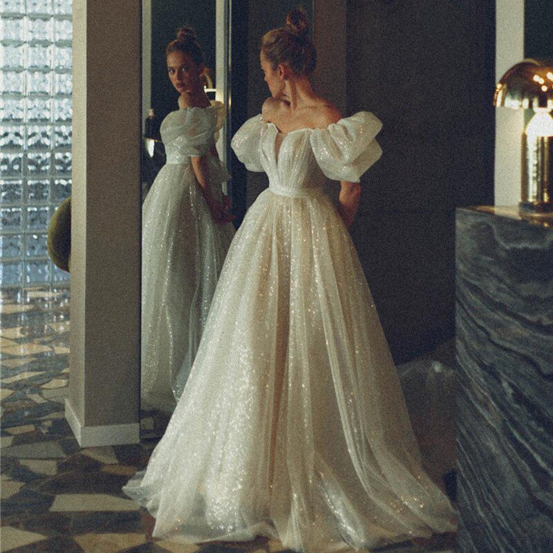 Shiny Glitter Wedding Dresses with Puff Short Sleeve Vintage Bride Dress 2021 Boho Wedding Gowns Princess Robe de Mariee