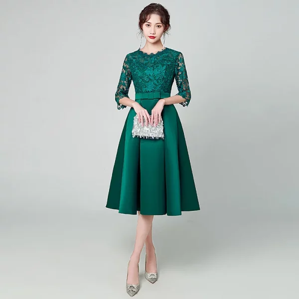 Green Lace Half Sleeves Knee Length Satin Bridesmaid Dress
