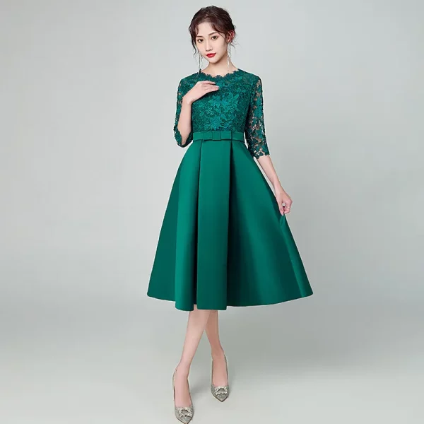 Green Lace Half Sleeves Knee Length Satin Bridesmaid Dress