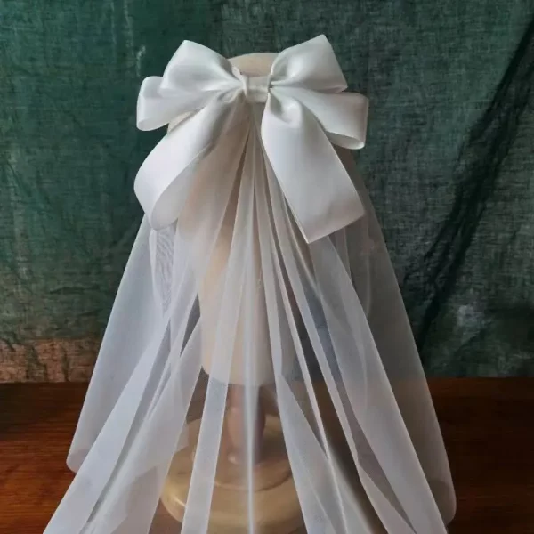 White Bow Hairpin Wedding Short Veil