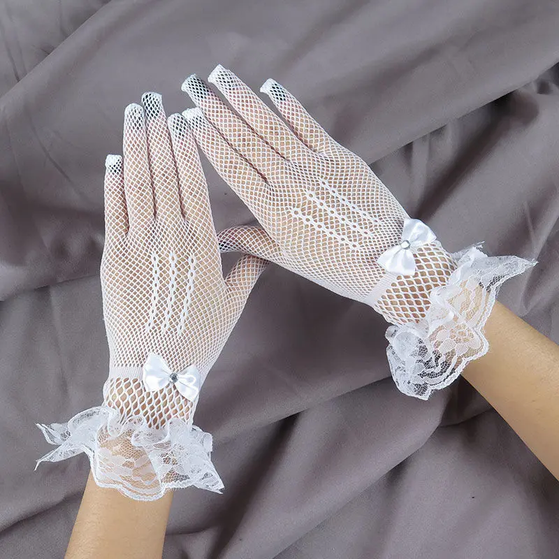 Elegant Short Lace Sheer Wedding Gloves