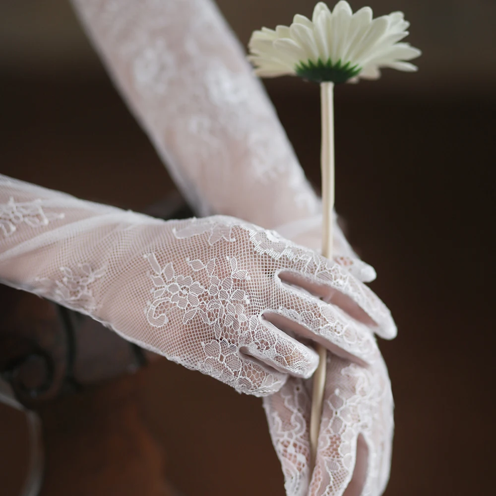 White Long Lace Hollow Tulle All Finger Wedding Gloves