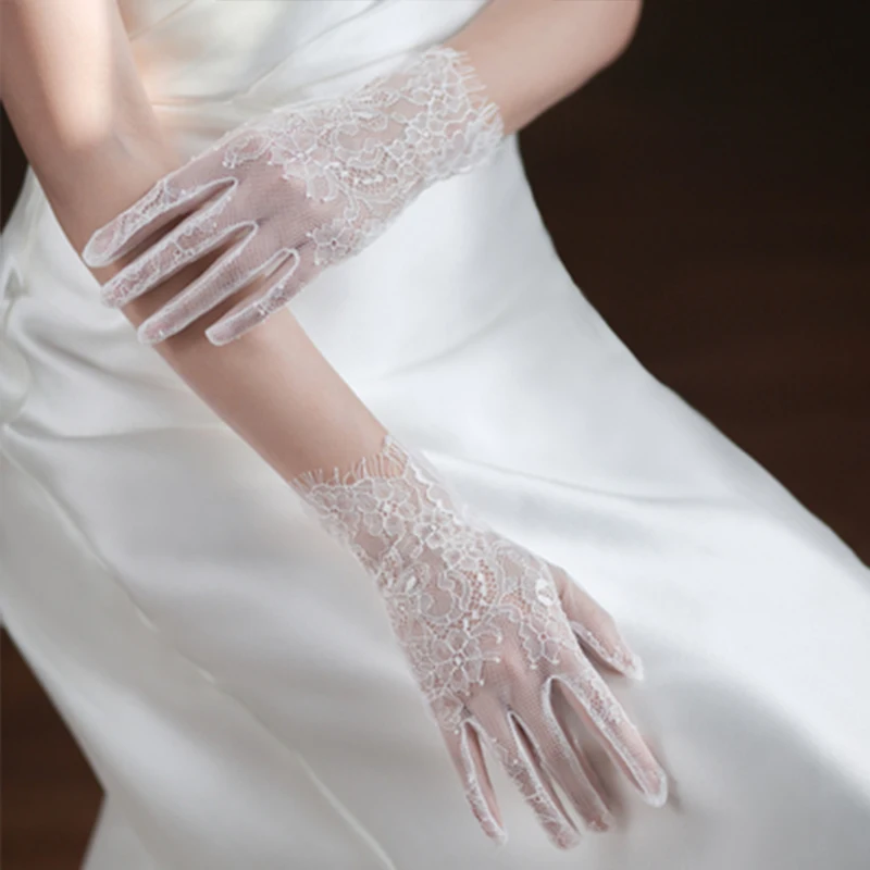 White Long Lace Hollow Tulle All Finger Wedding Gloves