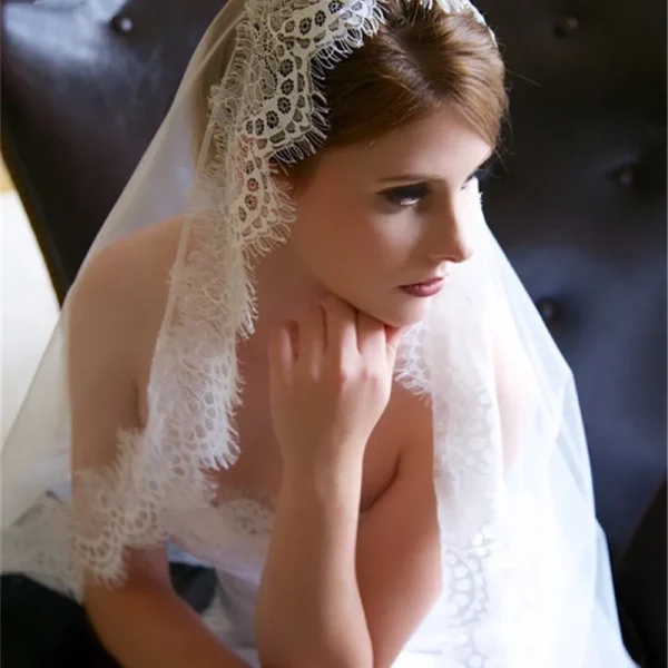 1.5M/3M Eyelash Lace Long High-End Bridal Veil