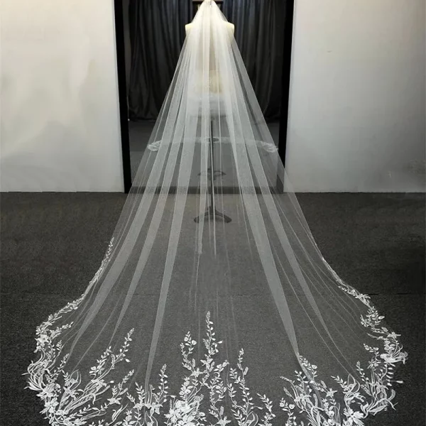 Sparkling White Ivory Long Lace Appliques Soft Net Cathedral Wedding Veil