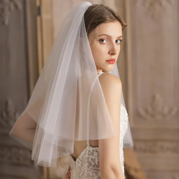 Elegant Short Bridal Wedding Veils Two Layer 75cm 2T With Metal Comb