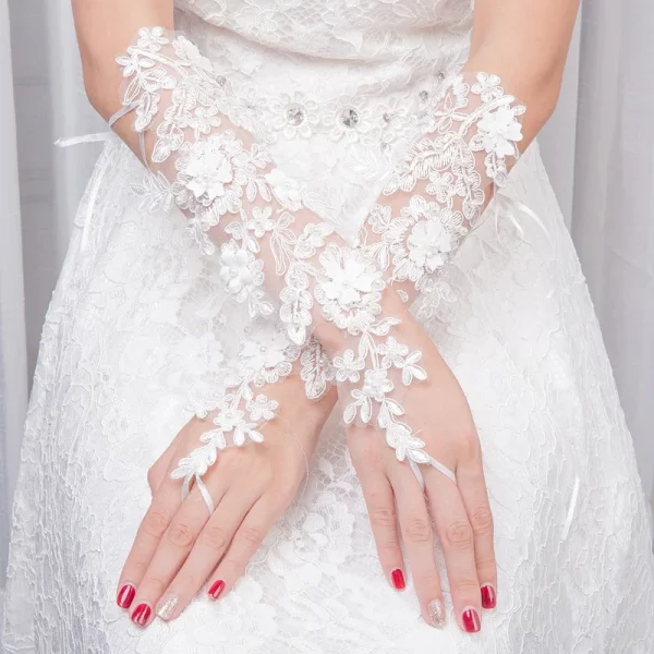 Ivory Lace Appliques Beaded Wedding Gloves