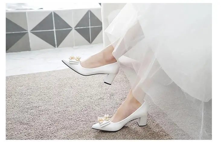 7cm Shallow Mount Pearl With Beaded Sexy High Heels Satin Wedding Shoes