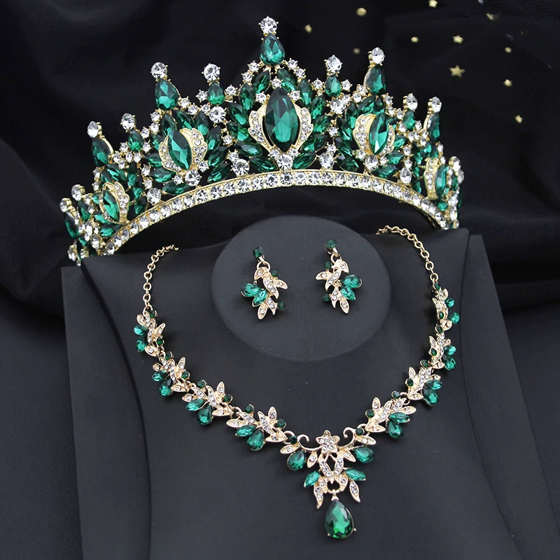 Green Crown Set