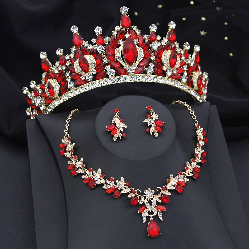 Red Crown Set