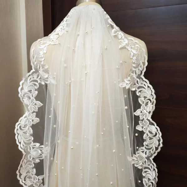 Elegant Lace Pearls 1 Meter Short Bridal Veil With Comb Wedding Accessories